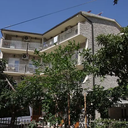 Hotel Makarska فندق