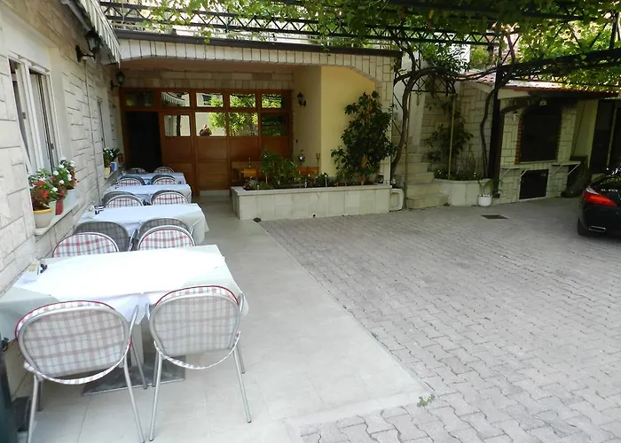 Hotel Makarska 3*